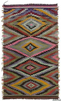 Vintage Turkish kilim rug