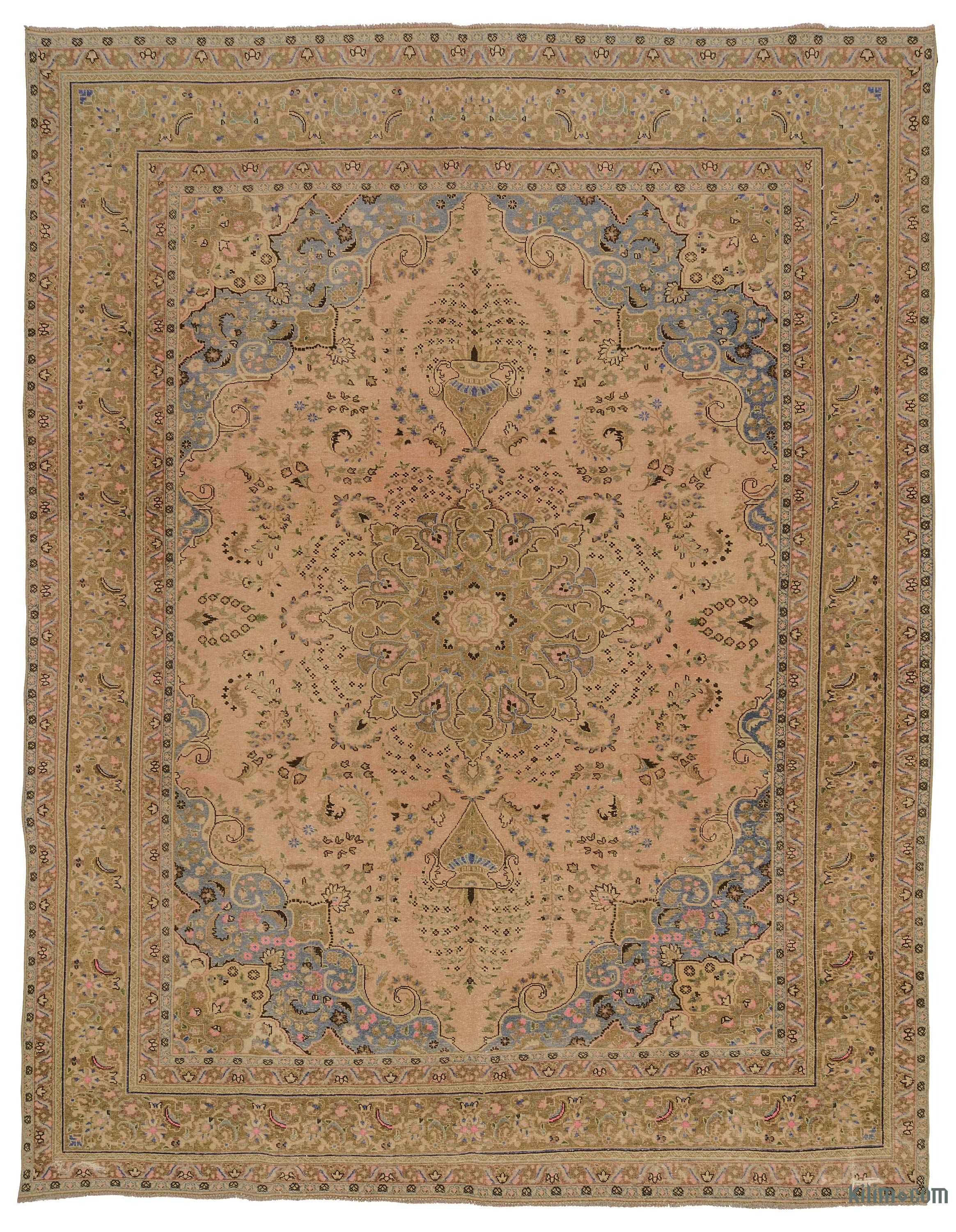 Oversize Vintage Rug 9 6 X 12 114 In 150