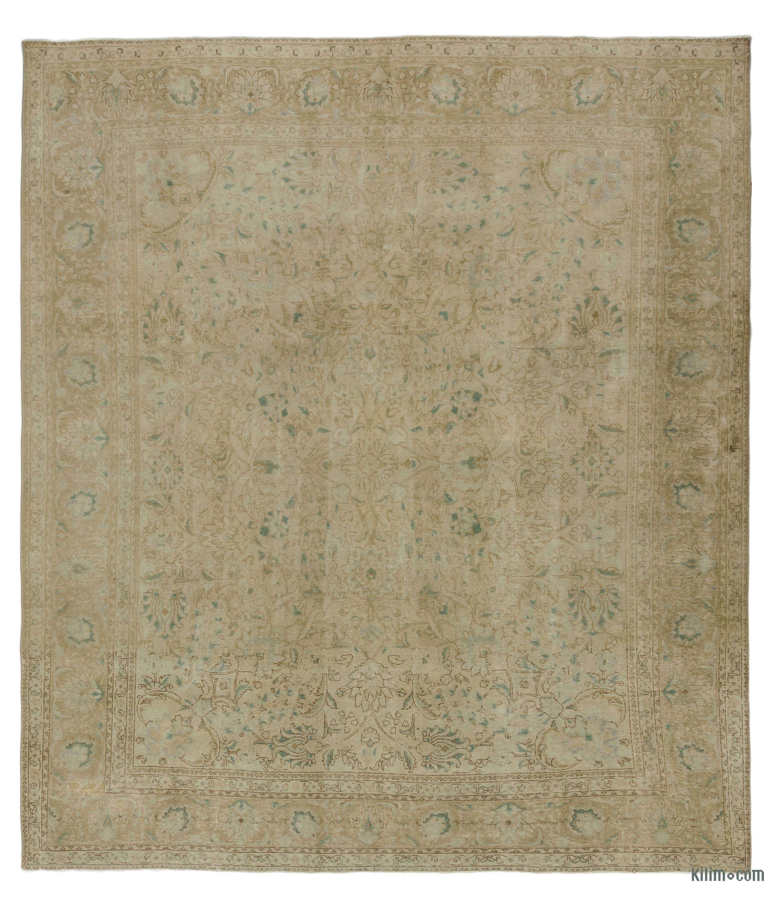 Beige Oversize Vintage Rug 9 7 X 11 3 115 In 135