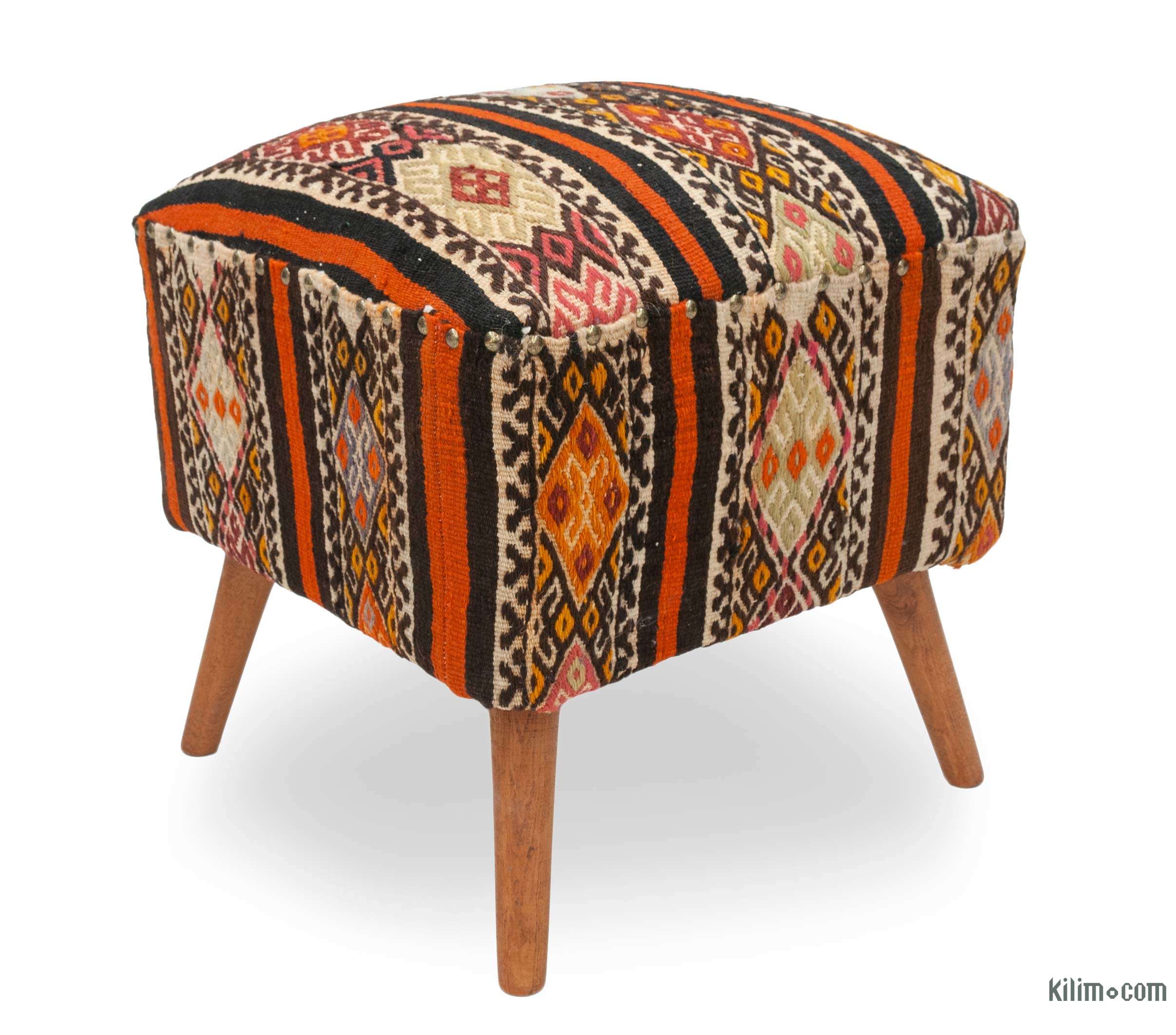 Benches and Ottomans